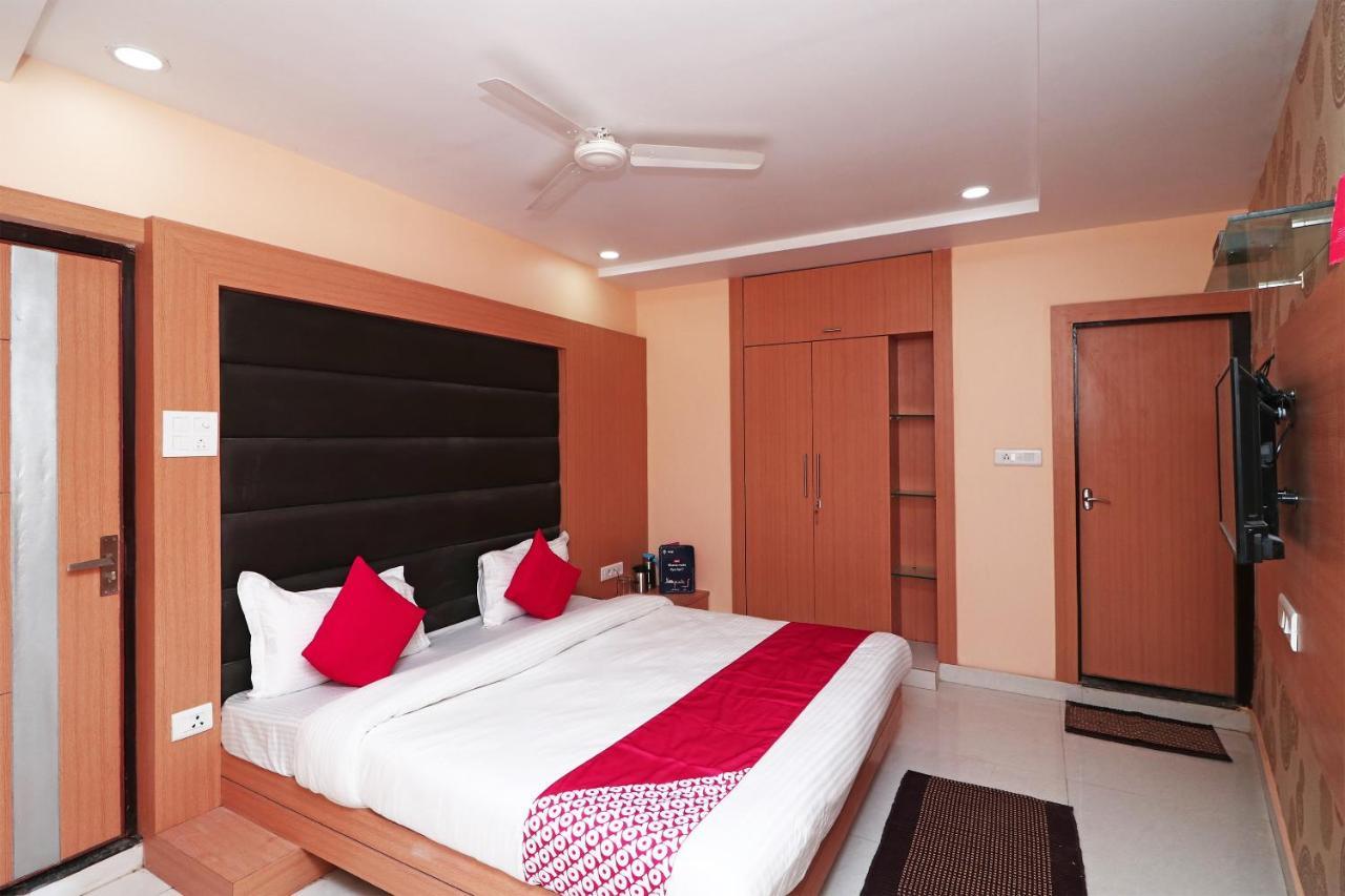 Capital O Hotel Sapphire Inn Gorakhpur Exterior foto